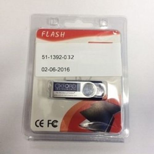 8GB USB Flash drive product photo Side View L